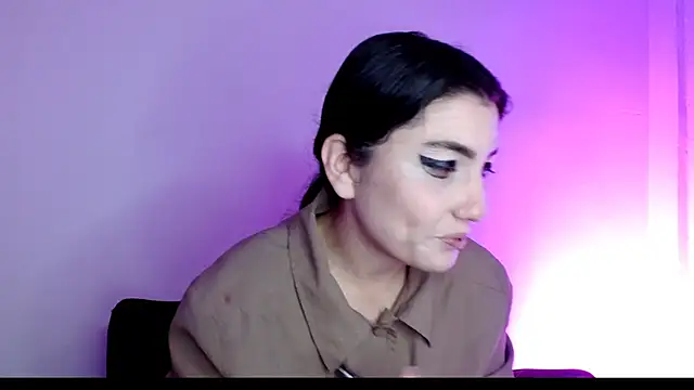 sophy rock online show from December 5, 3:41 pm