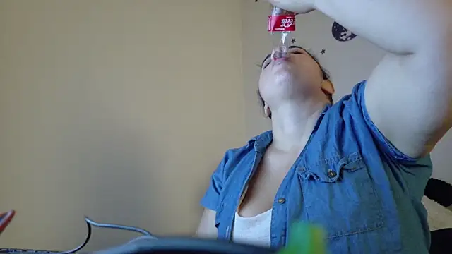 Snapshot of ladydeathz chatting on October 7, 9:34 pm ladydeathz online show from October 7, 9:34 pm