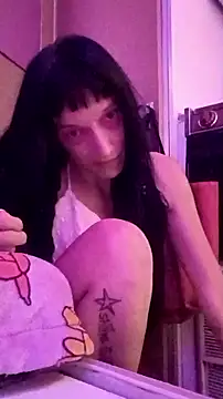 Snapshot of whitetrashdirtyslut chatting on November 27, 8:16 am whitetrashdirtyslut online show from November 27, 8:16 am