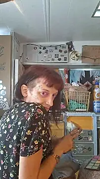 Snapshot of whitetrashdirtyslut chatting on June 16, 4:09 pm whitetrashdirtyslut online show from June 16, 4:09 pm