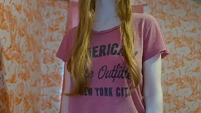 strawberrysmoothie online show from October 4, 8:07 pm