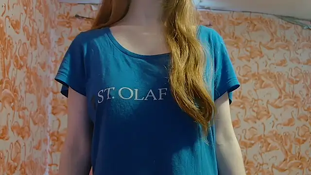 strawberrysmoothie online show from October 16, 5:58 pm