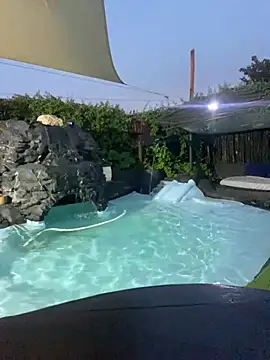 Snapshot of sexycouple109 chatting on February 24, 4:58 pm sexycouple109 online show from February 24, 4:58 pm