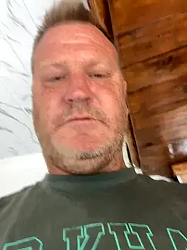 Snapshot of sexycouple109 chatting on October 26, 4:40 am sexycouple109 online show from October 26, 4:40 am