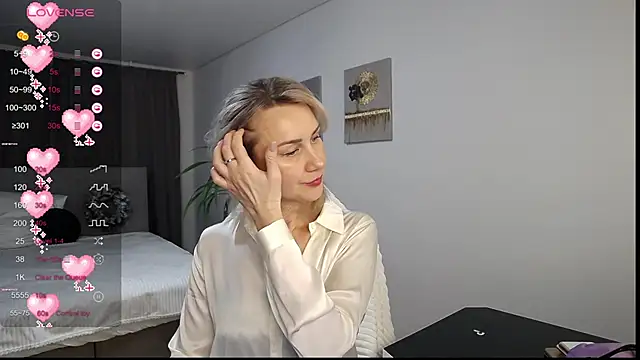 Vanessa Nowak online show from January 19, 3:21 pm