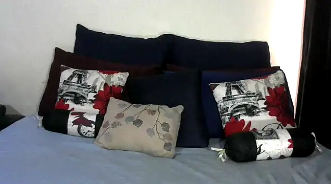 chocolatemix44 online show from March 1, 5:31 am