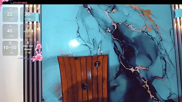 khiara moretti online show from December 22, 9:56 pm