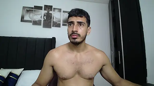 Snapshot of muscle_ares chatting on February 11, 11:43 am muscle ares online show from February 11, 11:43 am