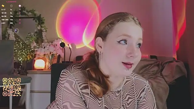 Snapshot of Miss_Ida_ chatting on May 31, 2:24 pm Miss Ida online show from May 31, 2:24 pm