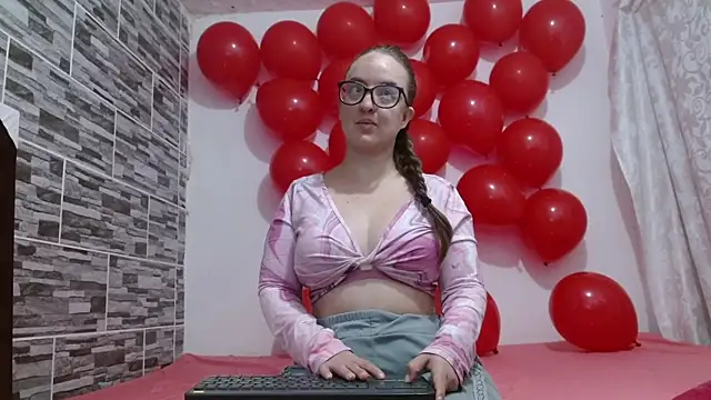 Venus Santana online show from February 16, 5:42 pm