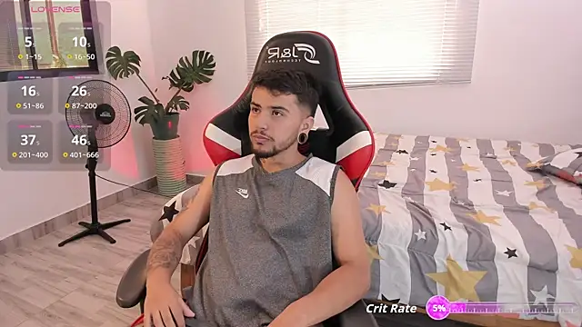 Snapshot of ftmphilip_ chatting on October 21, 5:57 pm ftmphilip online show from October 21, 5:57 pm