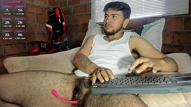 Snapshot of ftmphilip_ chatting on July 13, 11:57 am ftmphilip online show from July 13, 11:57 am