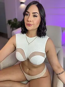 Snapshot of GabriellaFerrer chatting on August 7, 9:06 pm GabriellaFerrer online show from August 7, 9:06 pm