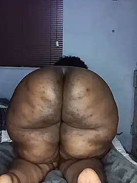 Snapshot of sotho_ssbbw chatting on July 22, 11:51 pm sotho ssbbw online show from July 22, 11:51 pm