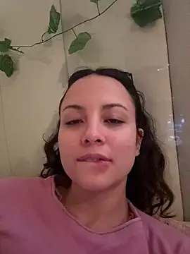 Megan Rodrigo online show from February 1, 1:20 pm