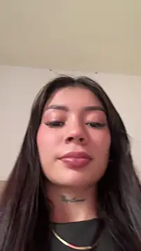 Roxanne 08 online show from May 4, 3:41 pm