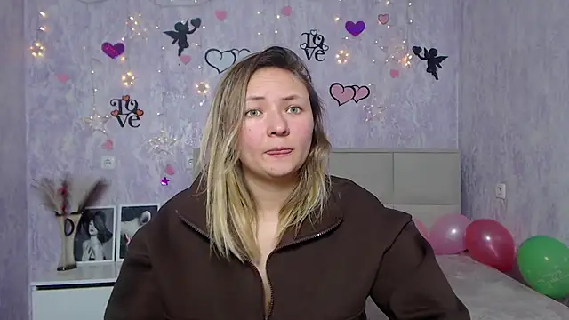 Snapshot of SallyVerda chatting on January 31, 7:08 pm SallyVerda online show from January 31, 7:08 pm