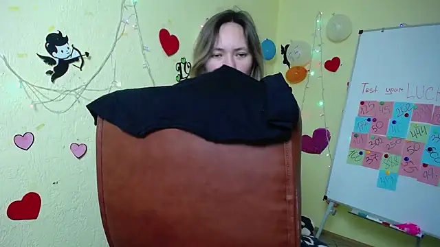 Snapshot of SallyVerda chatting on February 22, 7:03 pm SallyVerda online show from February 22, 7:03 pm