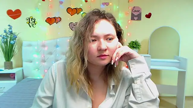 SallyVerda online show from February 27, 9:36 pm