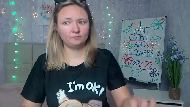 Snapshot of SallyVerda chatting on September 12, 5:35 pm SallyVerda online show from September 12, 5:35 pm