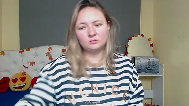 Snapshot of SallyVerda chatting on November 14, 6:39 pm SallyVerda online show from November 14, 6:39 pm