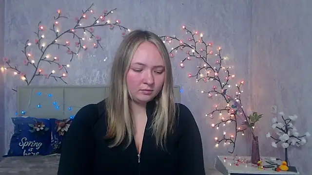 SallyVerda online show from April 29, 6:03 pm