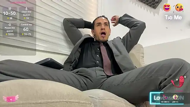 Tom blunt96 online show from February 20, 6:02 pm