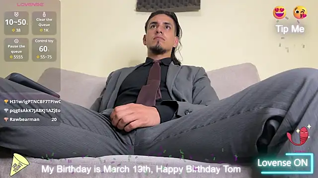 Tom blunt96 online show from March 19, 10:00 am