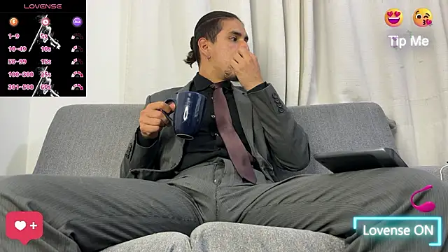 Tom blunt96 online show from February 25, 8:24 am