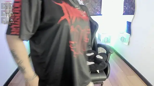 lucky-leah online show from February 26, 4:11 am