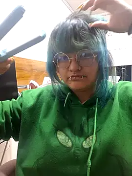 Snapshot of lucky-leah chatting on July 16, 3:45 am lucky-leah online show from July 16, 3:45 am