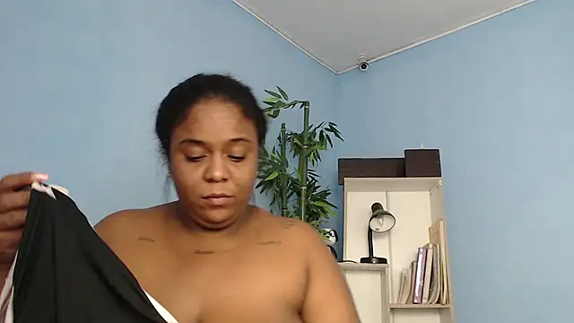 Snapshot of bbw_charlote chatting on January 30, 12:06 pm bbw charlote online show from January 30, 12:06 pm