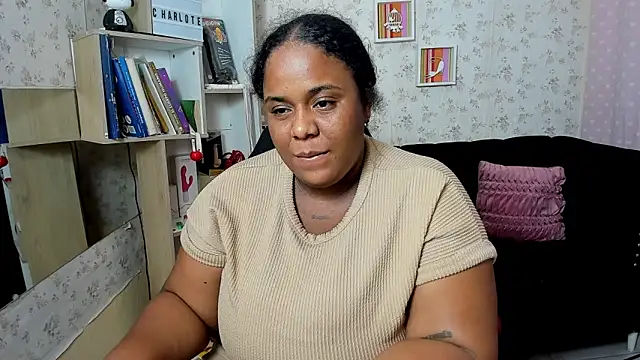 Snapshot of bbw_charlote chatting on September 21, 11:23 am bbw charlote online show from September 21, 11:23 am
