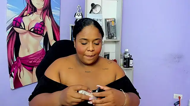 Snapshot of bbw_charlote chatting on October 2, 12:34 pm bbw charlote online show from October 2, 12:34 pm