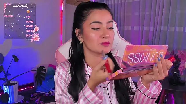 Violetta kim1 online show from May 2, 9:09 pm