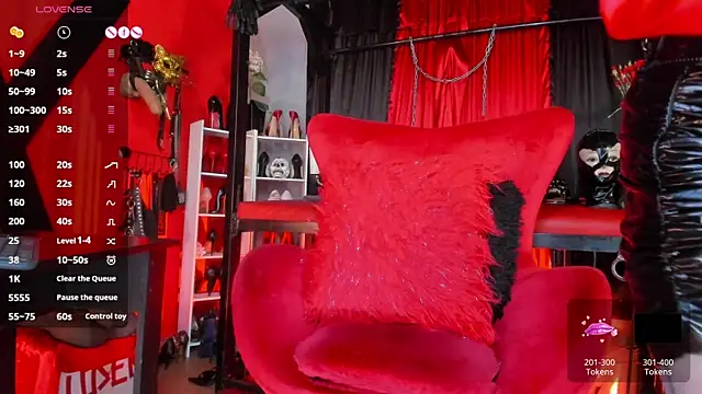 MistressAndre online show from April 28, 8:58 pm