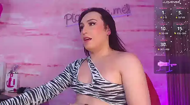 Snapshot of scarlett_taylor007 chatting on March 4, 5:45 pm scarlett taylor007 online show from March 4, 5:45 pm