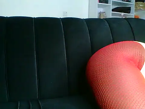 Switmelanin online show from February 3, 9:20 pm