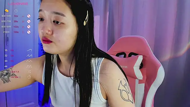 FreyaRaya online show from March 2, 9:10 am