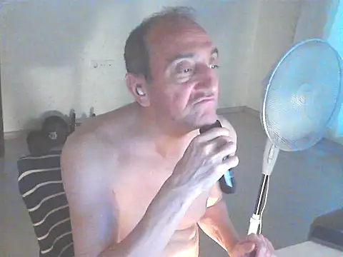 Snapshot of thekeys chatting on June 13, 2:37 pm thekeys online show from June 13, 2:37 pm