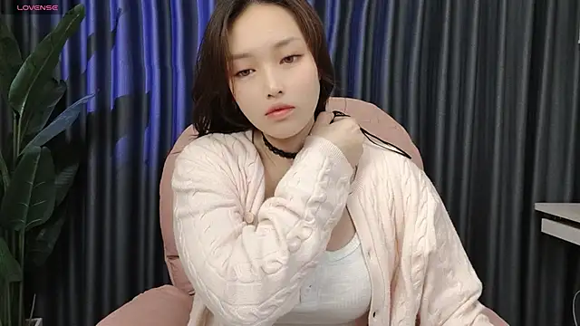 Snapshot of Cothy_Ti chatting on January 28, 5:14 pm Cothy Ti online show from January 28, 5:14 pm