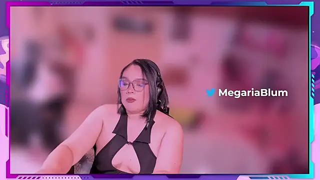 Snapshot of MegariaB chatting on May 26, 4:52 am MegariaB online show from May 26, 4:52 am