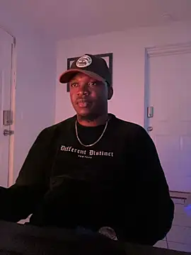 onlyonebbcking online show from August 4, 4:04 am
