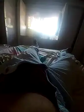 Snapshot of daviddddra chatting on February 21, 7:43 pm daviddddra online show from February 21, 7:43 pm