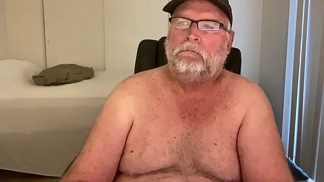 Snapshot of Drummajor chatting on February 16, 4:58 pm Drummajor online show from February 16, 4:58 pm