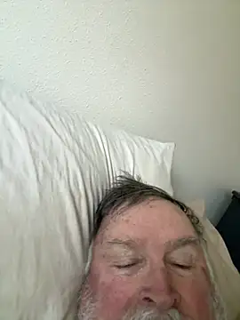 Snapshot of Drummajor chatting on February 21, 4:41 pm Drummajor online show from February 21, 4:41 pm