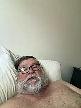 Snapshot of Drummajor chatting on March 24, 12:15 am Drummajor online show from March 24, 12:15 am