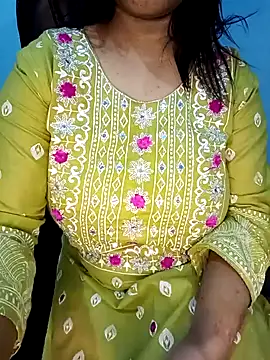 Snapshot of Dayna-36 chatting on December 28, 7:01 pm Dayna-36 online show from December 28, 7:01 pm