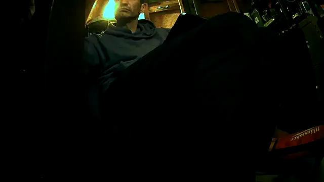 Snapshot of Haztogo4me chatting on November 16, 6:08 am Haztogo4me online show from November 16, 6:08 am