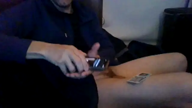 Snapshot of Haztogo4me chatting on November 17, 10:10 am Haztogo4me online show from November 17, 10:10 am